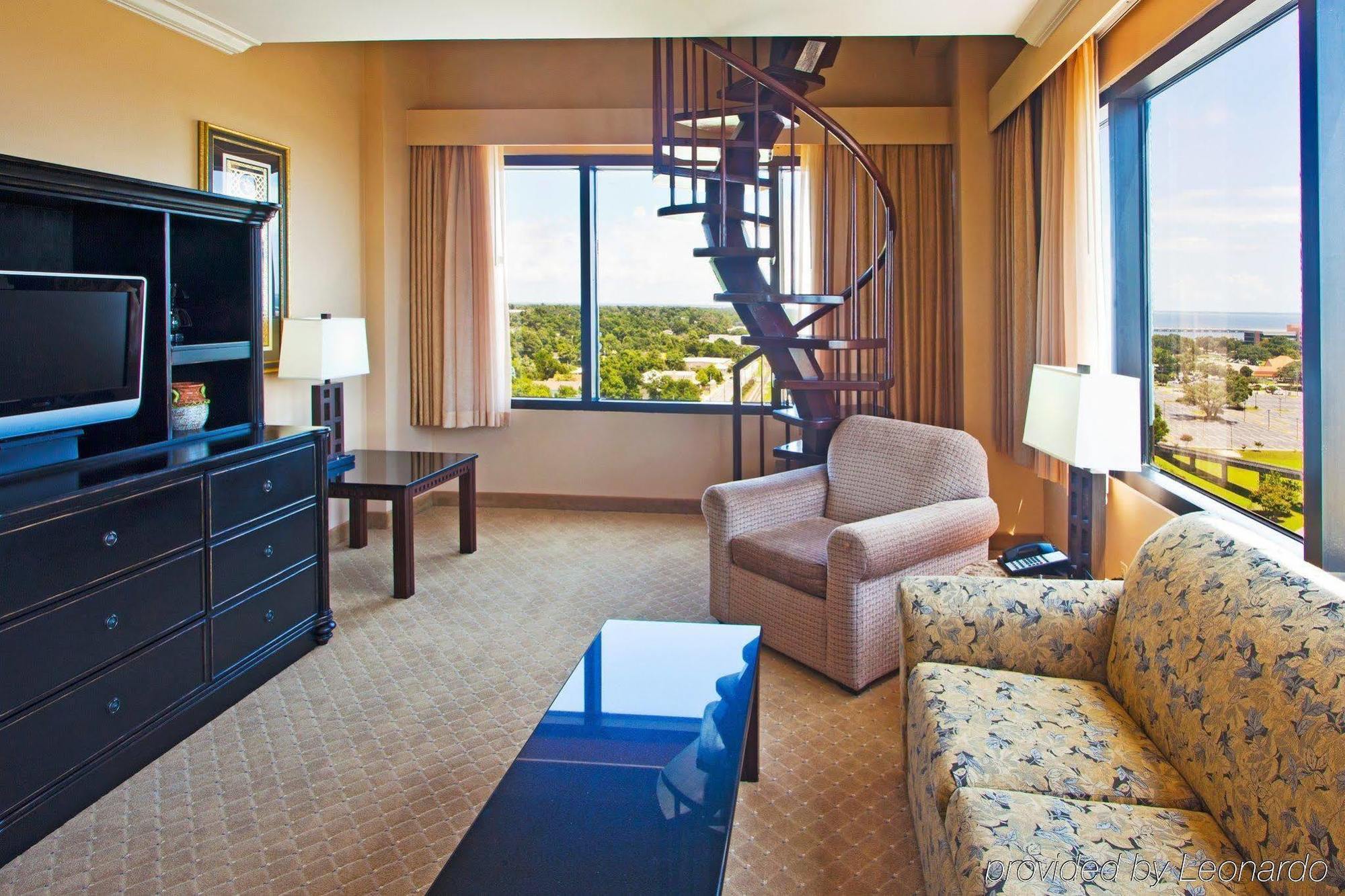 Crowne Plaza Pensacola Grand Hotel Bilik gambar